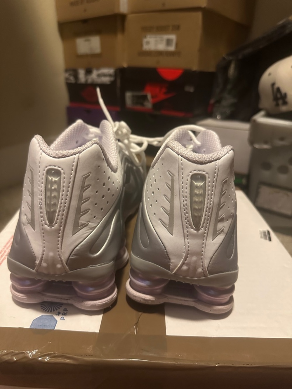 Nike Shox R4 - Picture 4 of 5